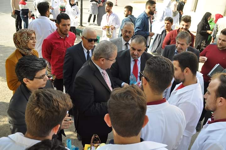 رئيس جامعة جدارا يفتتح اليوم الصحي لكلية الصيدلة