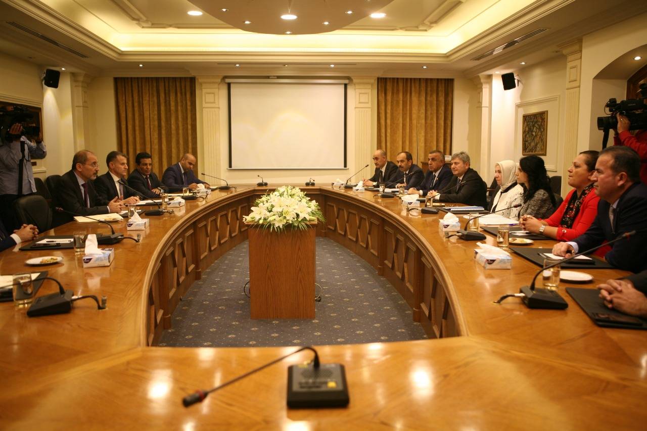 الصفدي يبحث مع الأمين العام لمنظمة الأمن والتعاون في أوروبا سبل التعاون بين المملكة والمنظمة