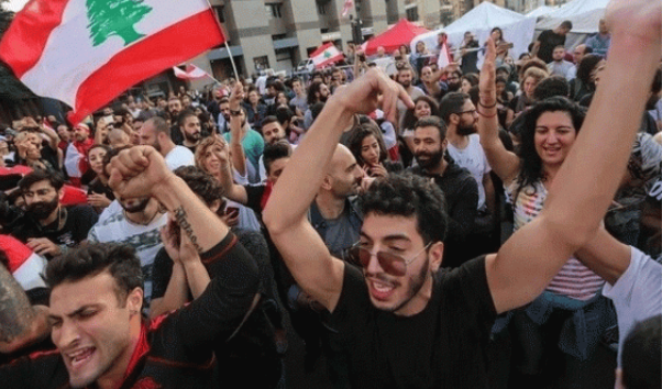 تظاهرات شعبية حاشدة في مختلف المناطق اللبنانية