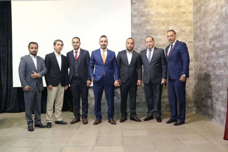 علي الحنيطي يناقش بحث إجازة مهنة المحاماه  صور