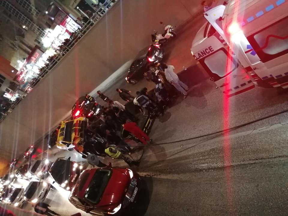 إصابة شخصين إثر حادث تصادم في محافظة العاصمة 