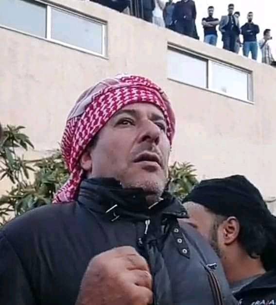 شاهد بالفيديو .. مجريات اللقاء الذي جمع النائب غازي الهواملة بأبناء الطفيلة