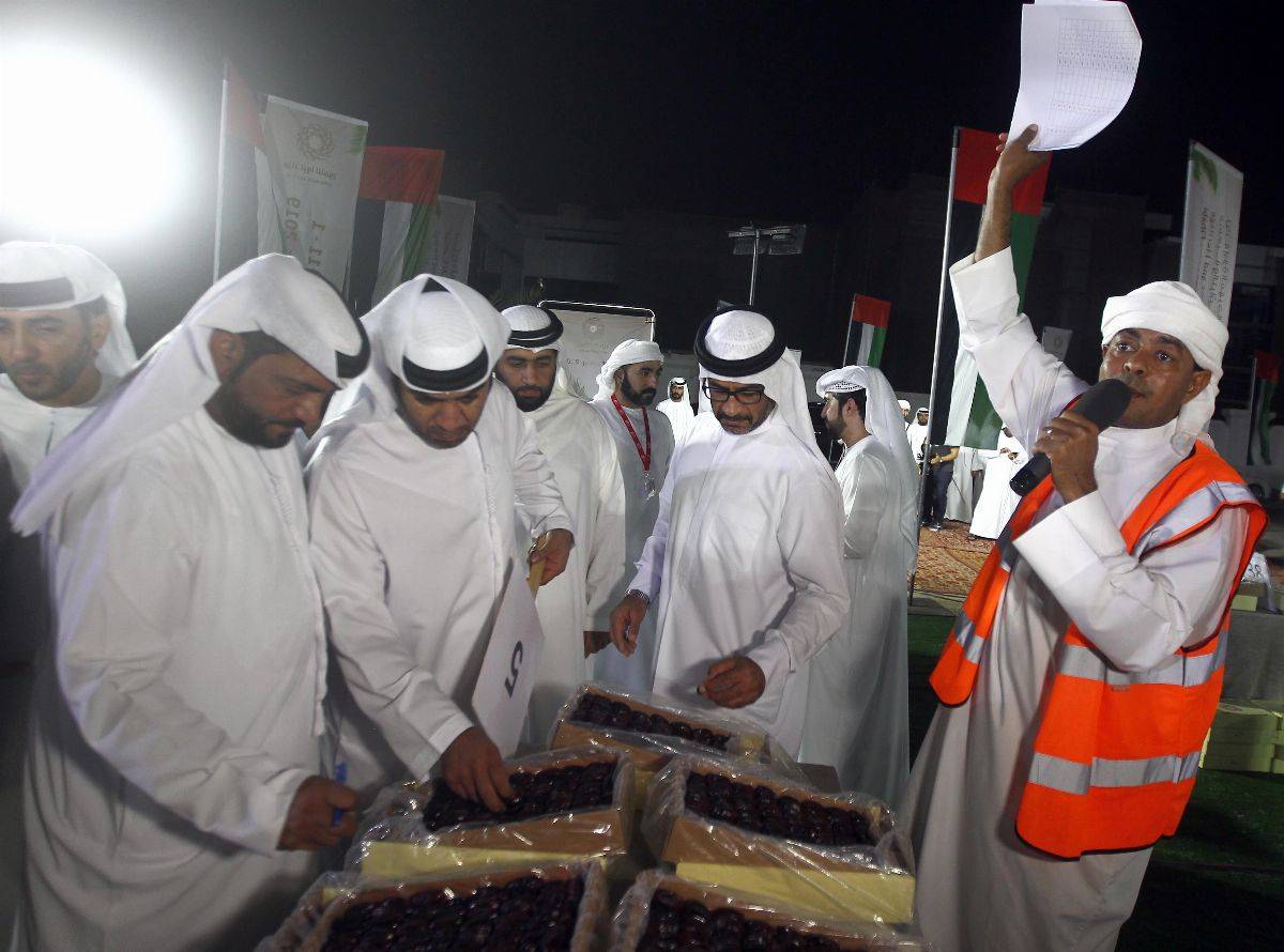 بالتعاون مع مركز حمدان بن محمد لإحياء التراث فعاليات مزاد ليوا للتمور في دبي