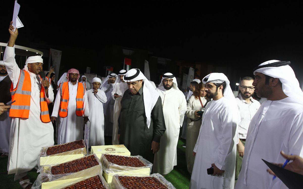 بالتعاون مع مركز حمدان بن محمد لإحياء التراث فعاليات مزاد ليوا للتمور في دبي