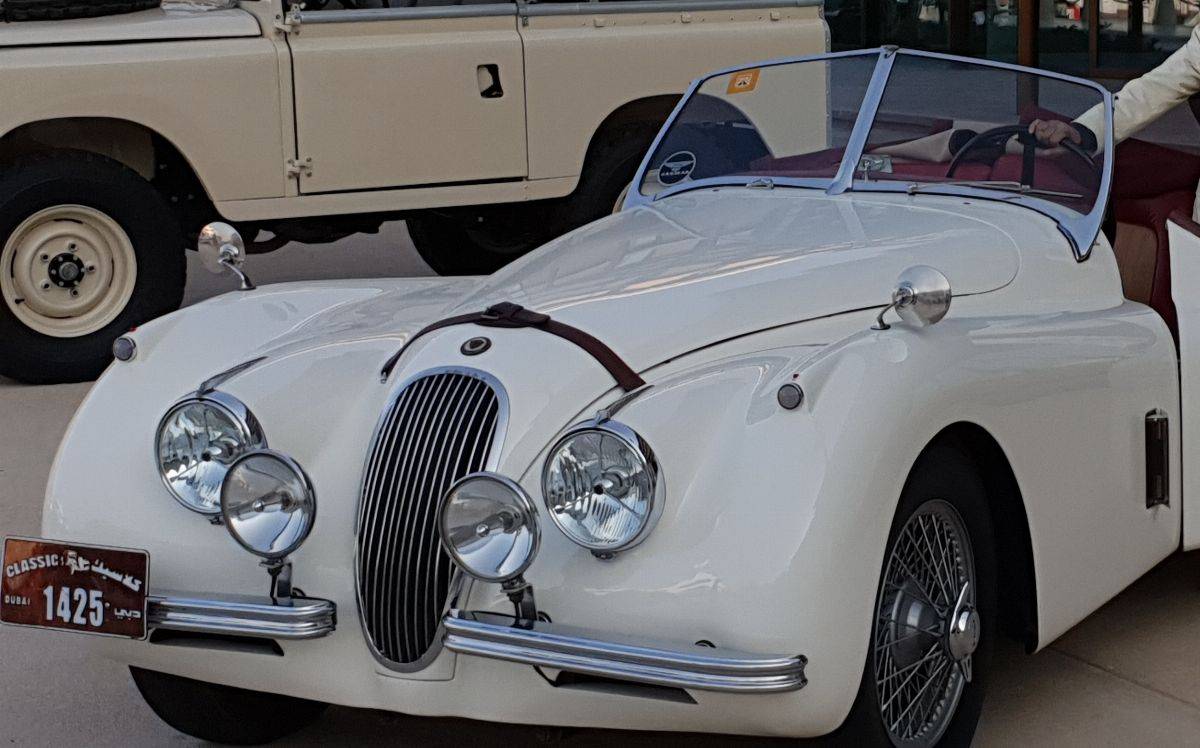 معرض السیارات الكلاسیكیة الدولي  كونكور دي إلیغانس الإمارات یعرض السیارات الفارھة الفریدة القدیمة  والحدیثة في الفترة من 12 حتى 14 دیسمبر