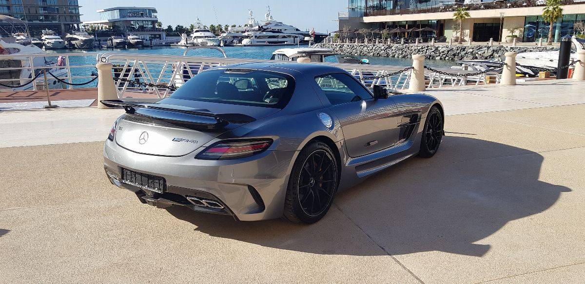 معرض السیارات الكلاسیكیة الدولي  كونكور دي إلیغانس الإمارات یعرض السیارات الفارھة الفریدة القدیمة  والحدیثة في الفترة من 12 حتى 14 دیسمبر