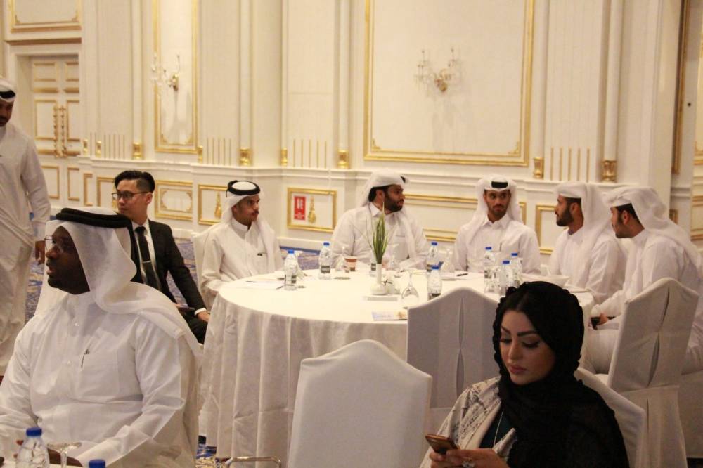 يونيفيرس تنطلق رسميا باحتفال كبير في الدوحة 