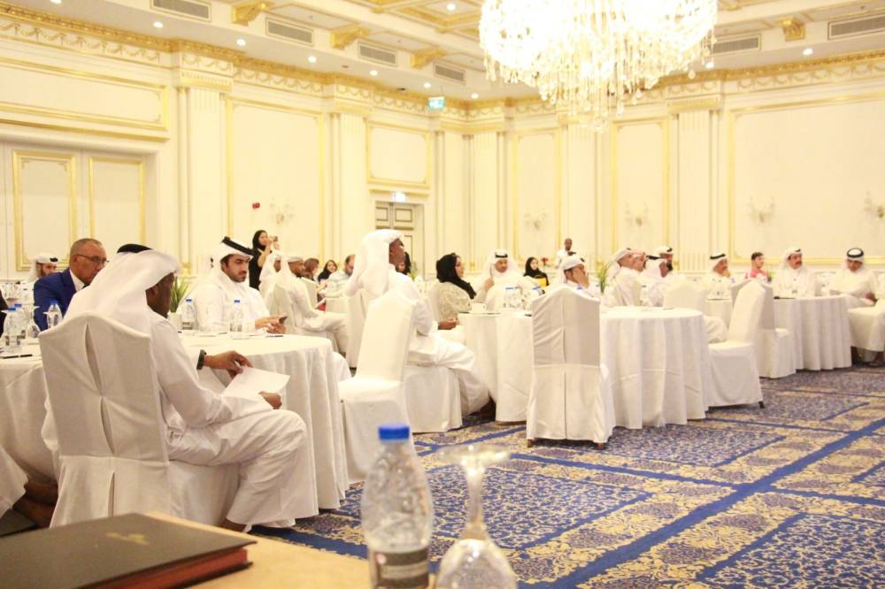 يونيفيرس تنطلق رسميا باحتفال كبير في الدوحة 