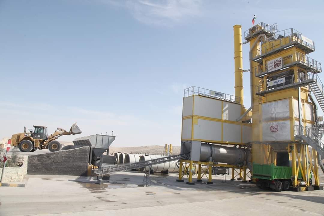 الأمانة تفتتح خلاطة إسفلتية بقدرة إنتاجية 200 طن