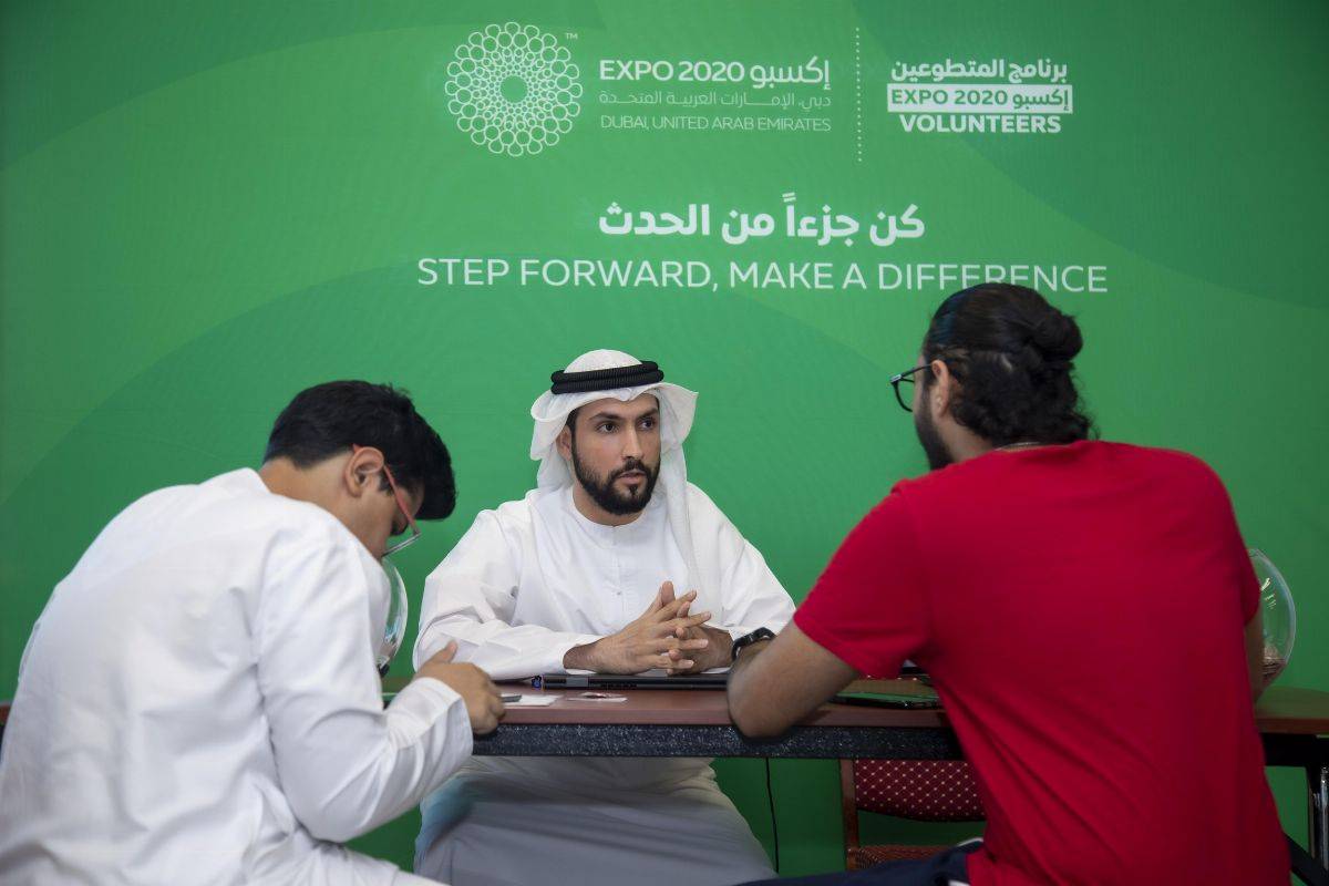  طلبة وخريجو جامعة عجمان يتطوعون في إكسبو 2020
