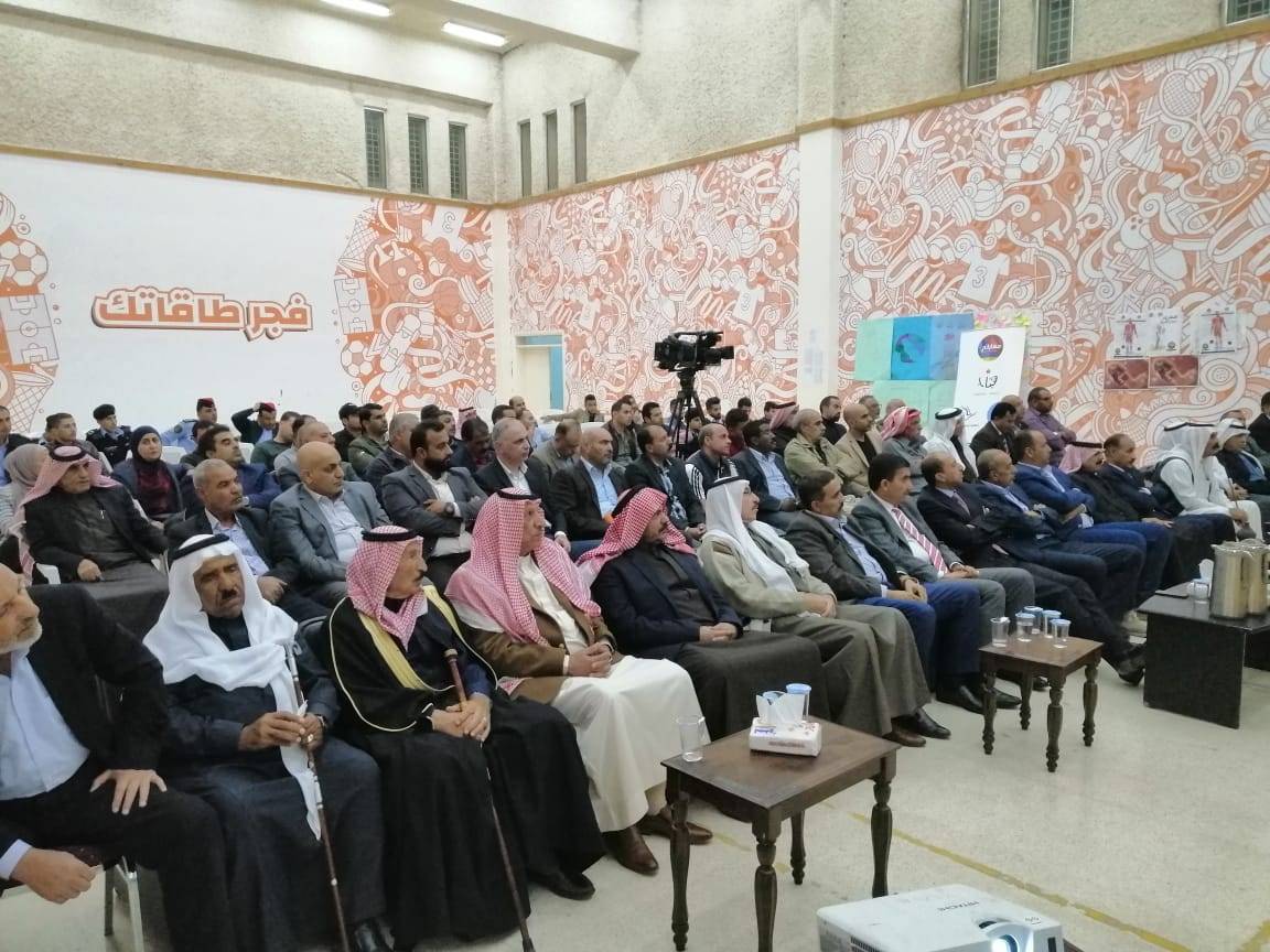 إدارة مكافحة المخدرات تنظم ندوة حوارية بعنوان ( آفة المخدرات وسبل الحد من انتشارها ) بمركز شباب ناعور