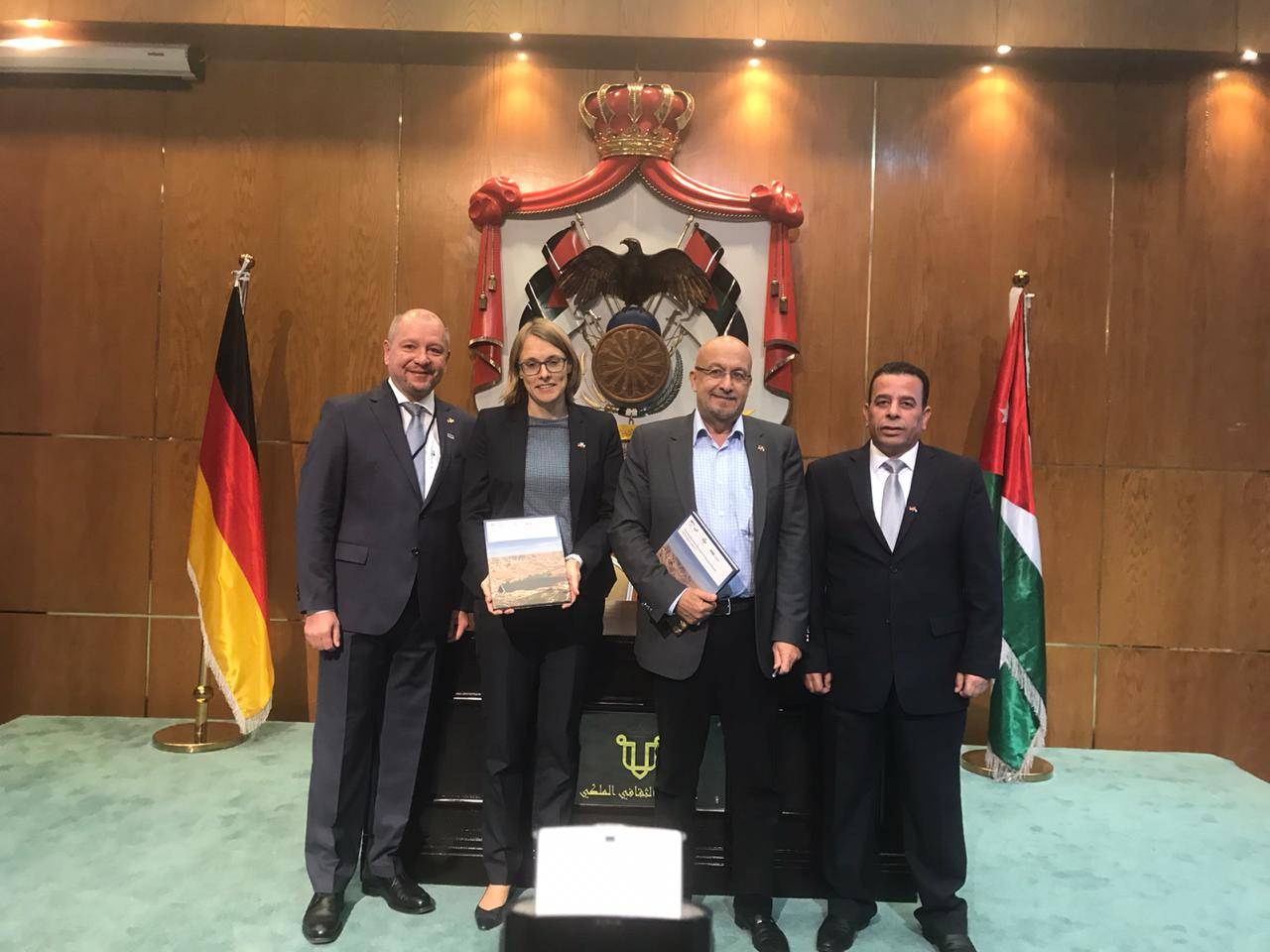 المياه والمعهد الالماني يعرضان دراسة تقييم مصادر المياه الجوفية 