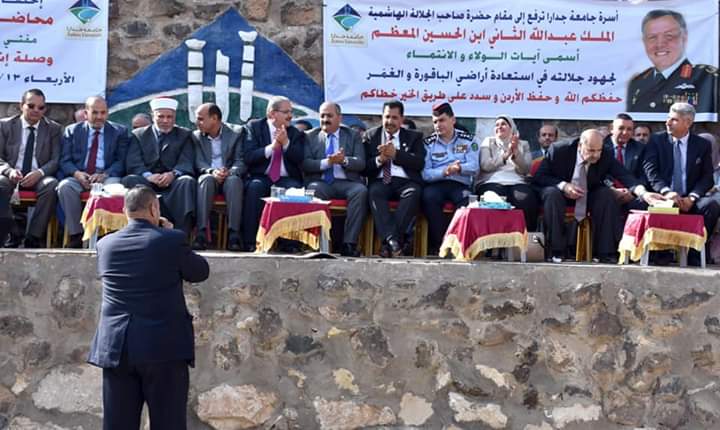 جدارا تحتفل بالمولد النبوي الشريف واستعادة الباقورة والغمر وتوزع الحلوى إبتهاجاُ بهذه المناسبة