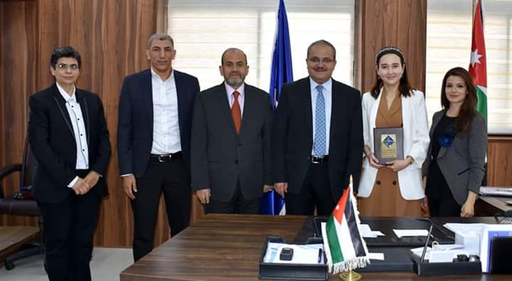 جدارا تحتفل بالمولد النبوي الشريف واستعادة الباقورة والغمر وتوزع الحلوى إبتهاجاُ بهذه المناسبة