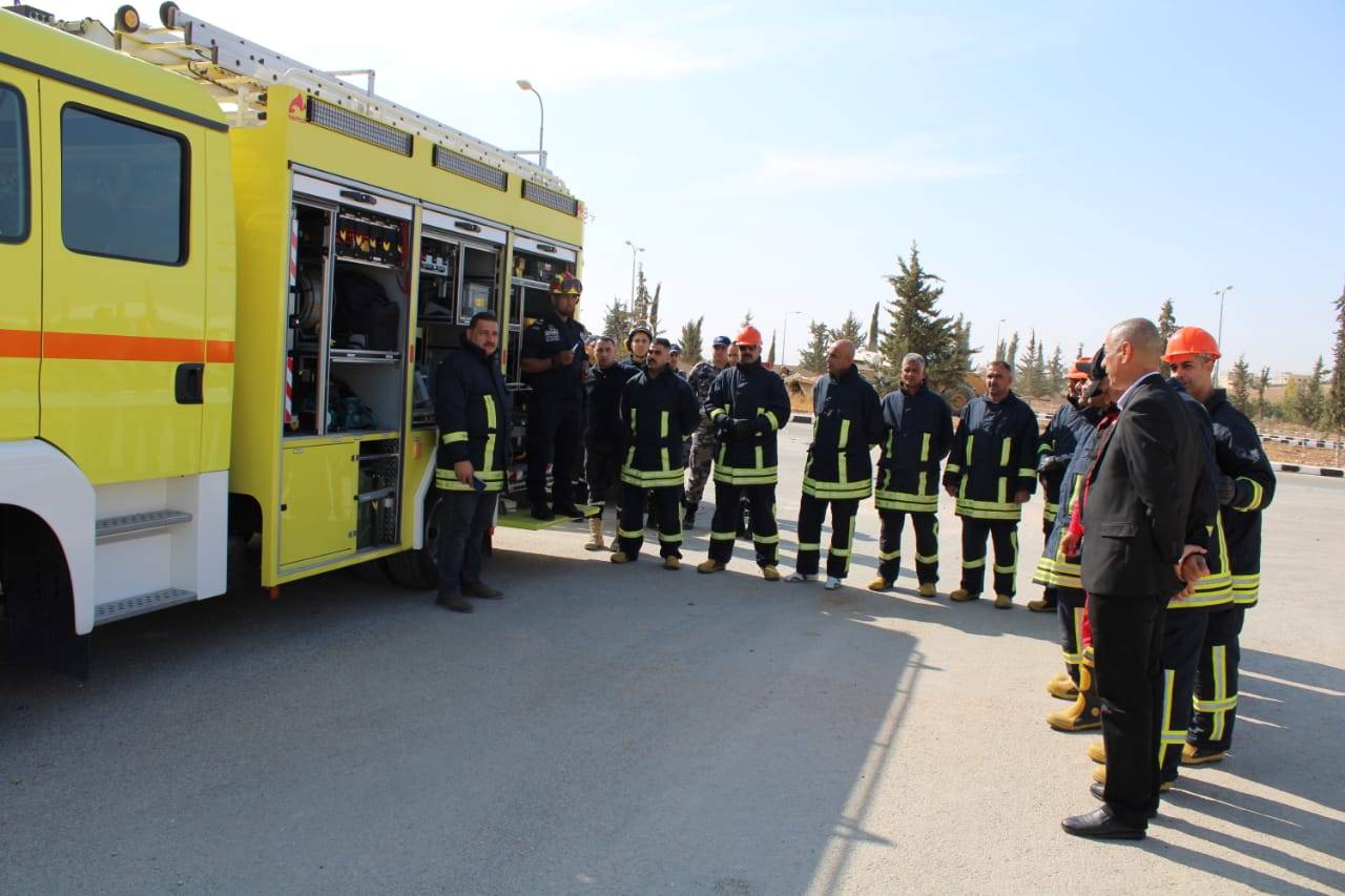 الدفاع المدني يحتفل بتخريج دورة مهارات البحث والإنقاذ الخاصة بمرتبات الدفاع المدني العراقي