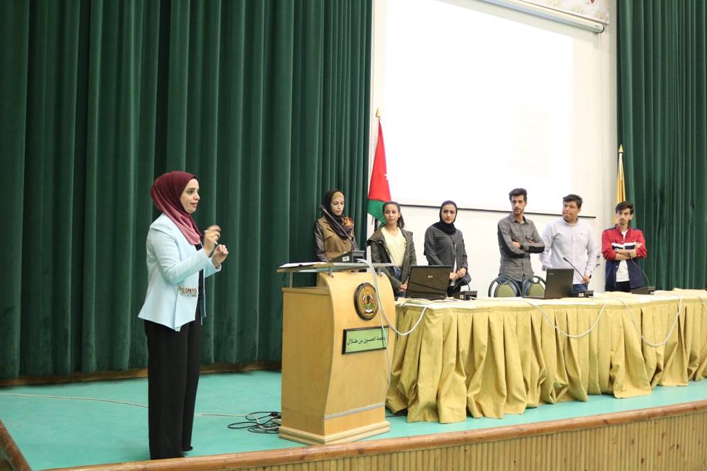 محاضرة للمدربة الاعلامية انتصار البدور في جامعة الحسين بن طلال