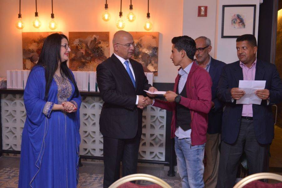 الدكتور النسور يرعى حفل تكريم اوائل طلبة التوجيهي في الثانوية العامه في الاغوار الجنوبية