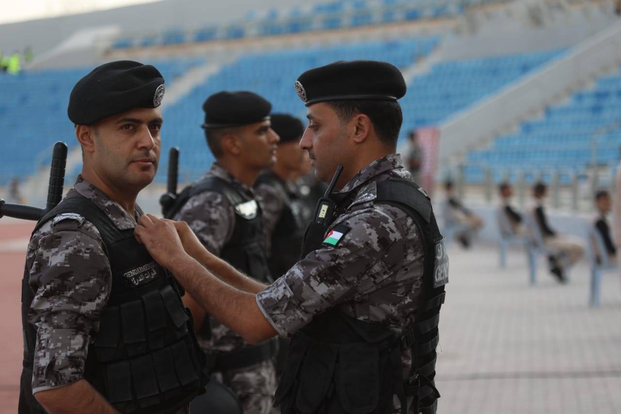 الحواتمة يشكر منتسبي الدرك بعد مباراتي التصفيات الآسيوية المشتركة