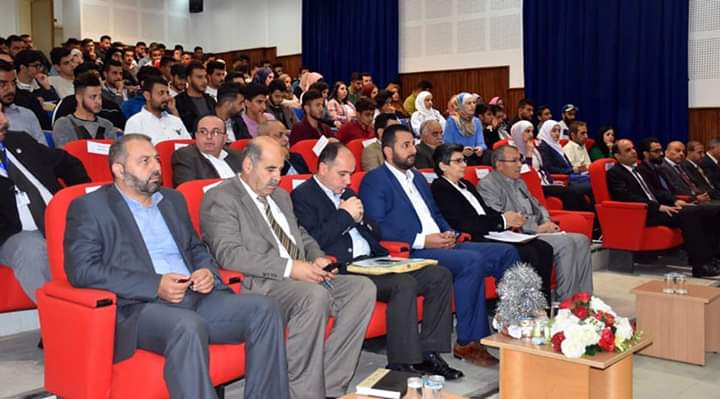 رئيس جامعة جدارا يلتقي الطلبة المستجدين 