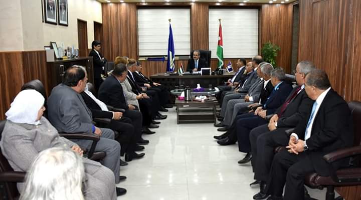 رئيس جامعة جدارا يلتقي رئيس وأعضاء جمعية عون الثقافية