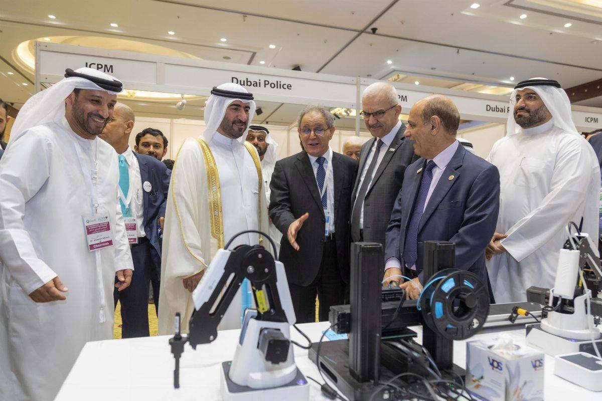 ماجد النعیمي یفتتح المؤتمر الدولي الرابع للصیدلة والطب في جامعة عجمان