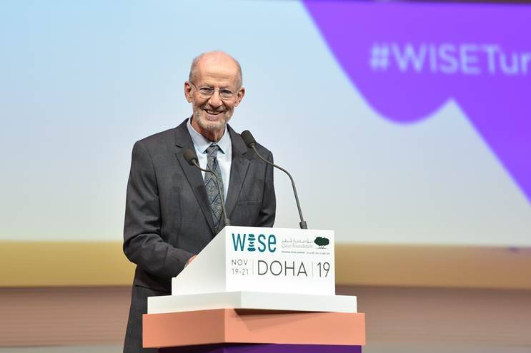 وايز للتعليم تمنح جائزتها الى روزنستوك، مؤسس مدرسة هاي تك هاي