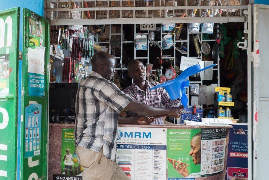 LIXIL توفّر المساعدة لنحو 15 مليون شخص للحصول على مراحيض آمنة وصحية