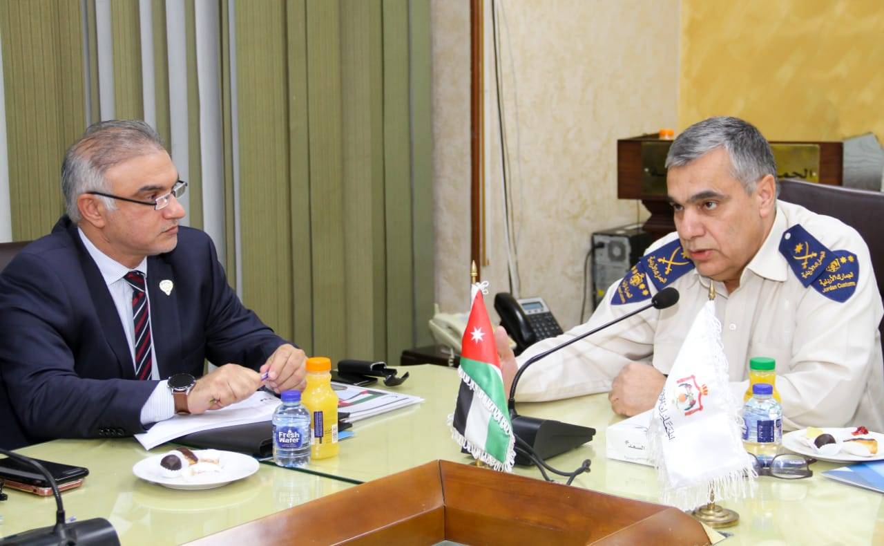 مدير عام الجمارك يلتقي وفداً صناعياً كويتياً 