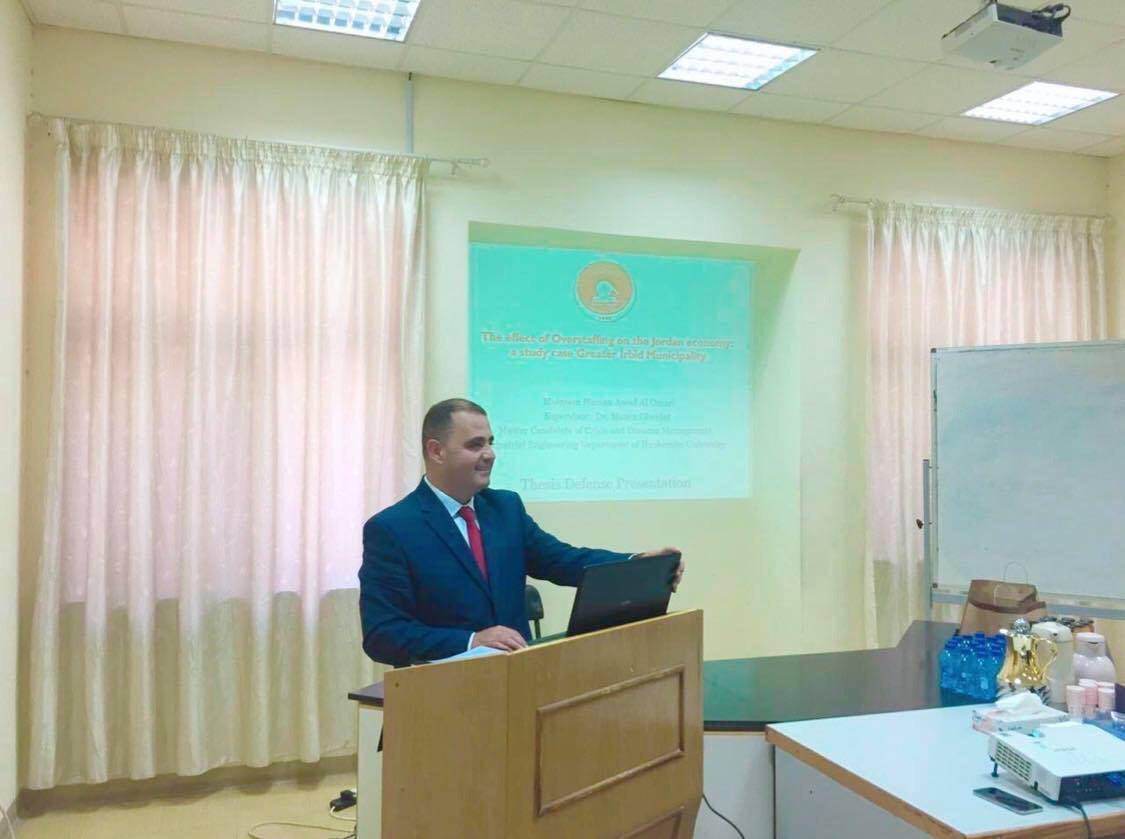 الباحث معتصم العمري يحصل على الماجستير في إدارة الأزمات والكوارث من الهاشمية 