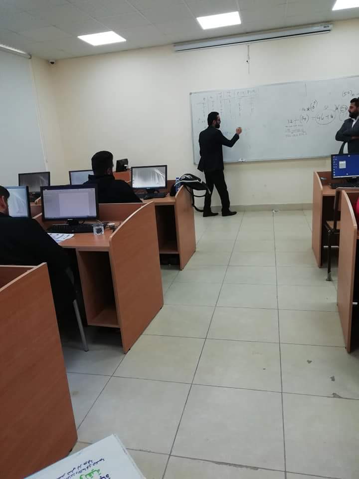 برنامج تهيئة طلبة كلية العلوم وتكنولوجيا المعلومات بجامعة جدارا لأمتحان الكفاءة