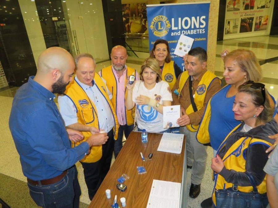 أندية الليونز تحتفل باليوم العلمي للسكري