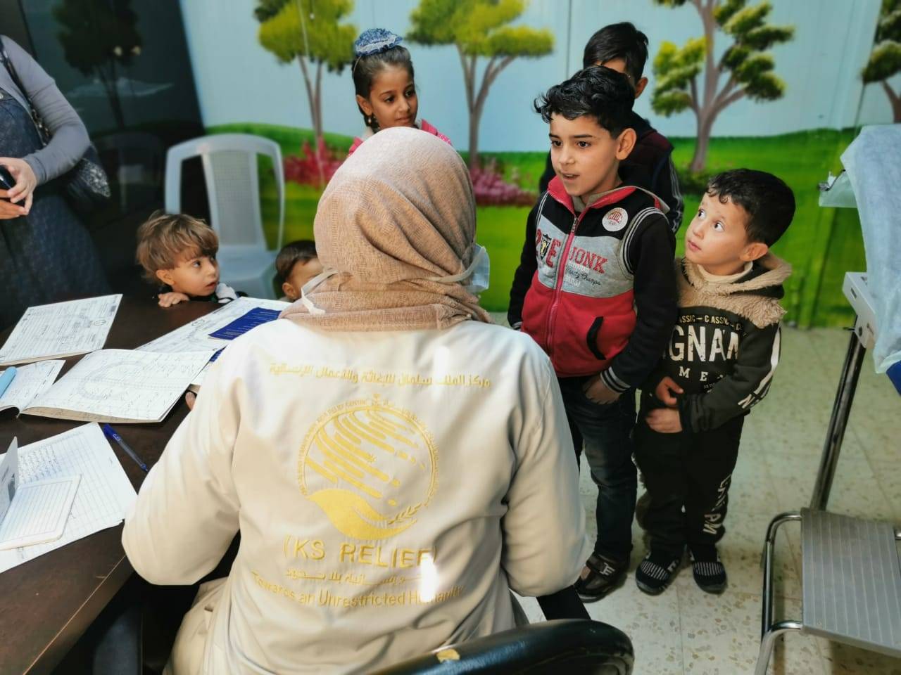 خدمات متميزة للرعاية الصحية تقدمها عيادات مركز الملك سلمان للسوريين في مخيم الزعتري 