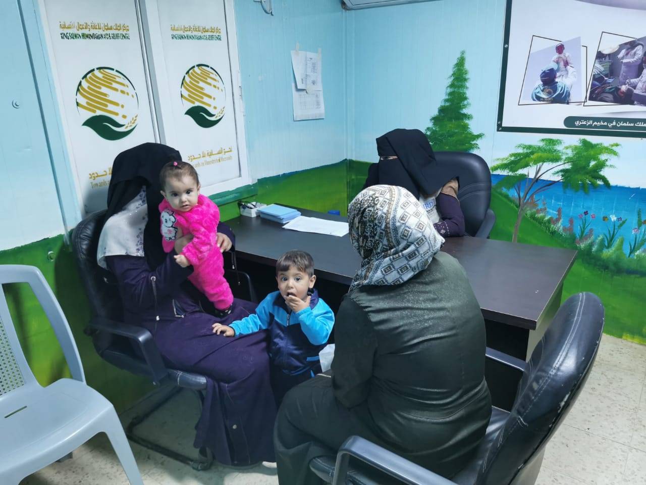 خدمات متميزة للرعاية الصحية تقدمها عيادات مركز الملك سلمان للسوريين في مخيم الزعتري 