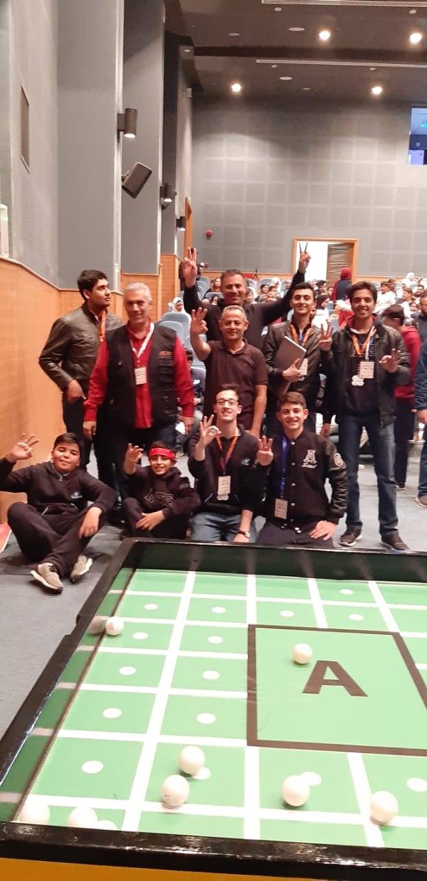 مدارس النظم الحديثة تحقق على مستوى المملكة المركز الثالث عن مشروع (Grendizer 1) والمركز الثالث عن مشروع (Grendizer 2) مسابقة جمع الكرات