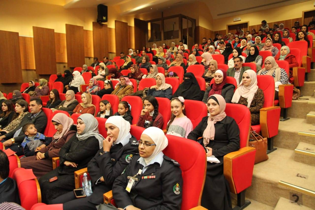 الجامعة الأميركية في مادبا تحتفل باليوم العالمي للسكري