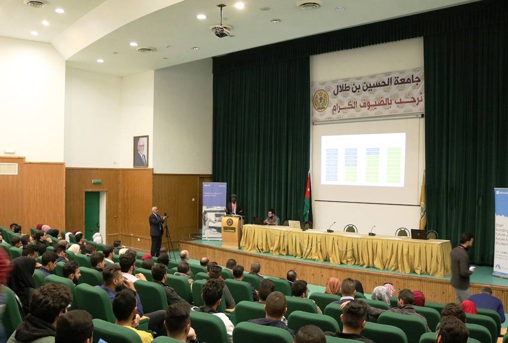 يوم تقني عن خدمات شركة Microsoft التعليمية في جامعة الحسين بن طلال
