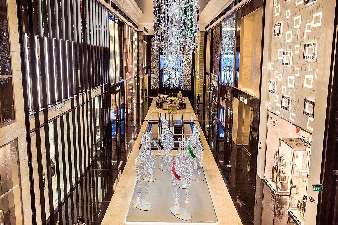 مول الإمارات يصدح بأصوات الفخر في اليوم الوطني