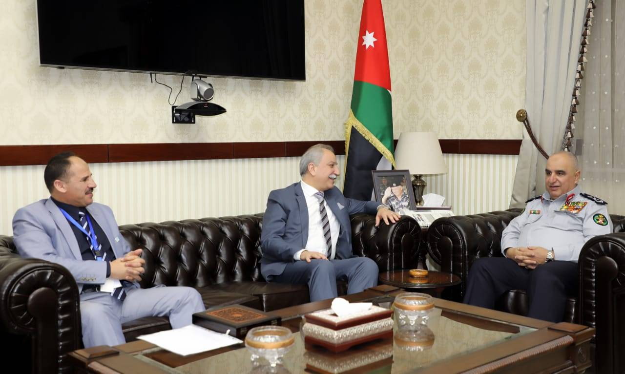 الدفاع المدني ينظم يوماً طبياً مجانياً بالتعاون مع مستشفى العيون التخصصي
