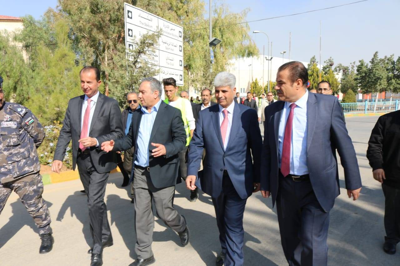  مندوبا عن رئيس الوزراء .. وزير الشباب يفتتح مشروع الطاقة الشمسية 