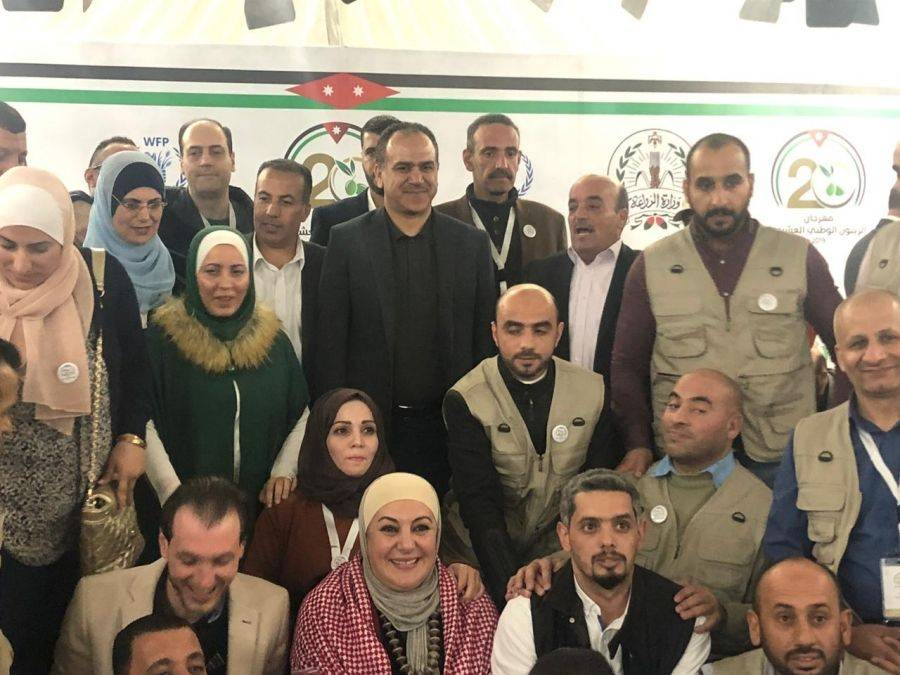 وزير الزراعة يقدر مبيعات مهرجان الزيتون بنحو مليوني دينار