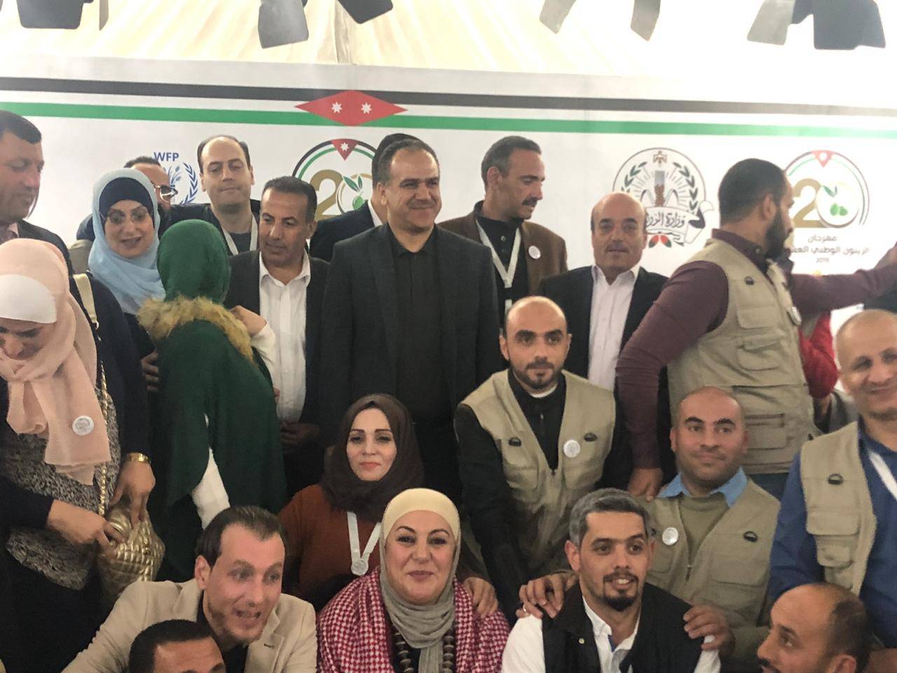 وزير الزراعة يقدر مبيعات مهرجان الزيتون بنحو مليوني دينار