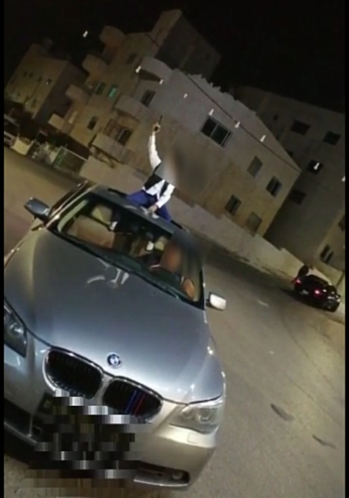 الامن الوقائي يلقي القبض على شخص سلم طفله سلاحاً نارياً ليطلق عيارات نارية في الهواء