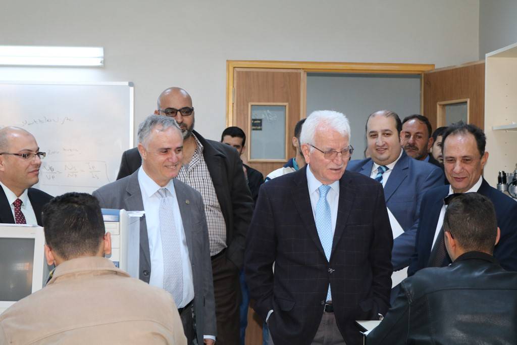 وزير التعليم العالي محي الدين توق يزور جامعة الحسين بن طلال.