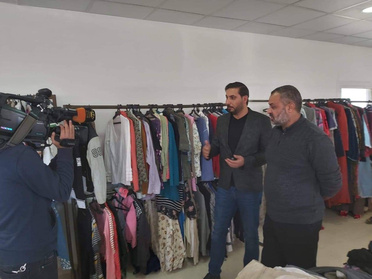 هيئة شباب كلنا الأردن وزكاة الطفيلة تنظم حملة كسوة الشتاء في قاعة مركز زها في الطفيلة