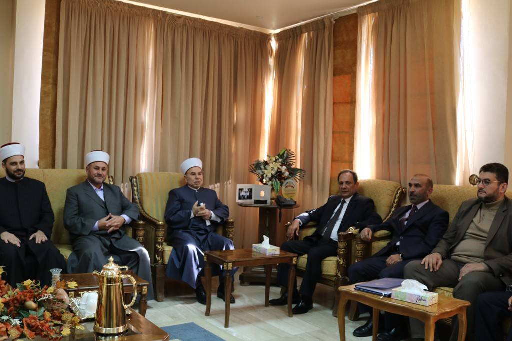 سماحة مفتي عام المملكة وفضيلة رئيس رابطة علماء الاردن يزوران جامعة الحسين بن طلال