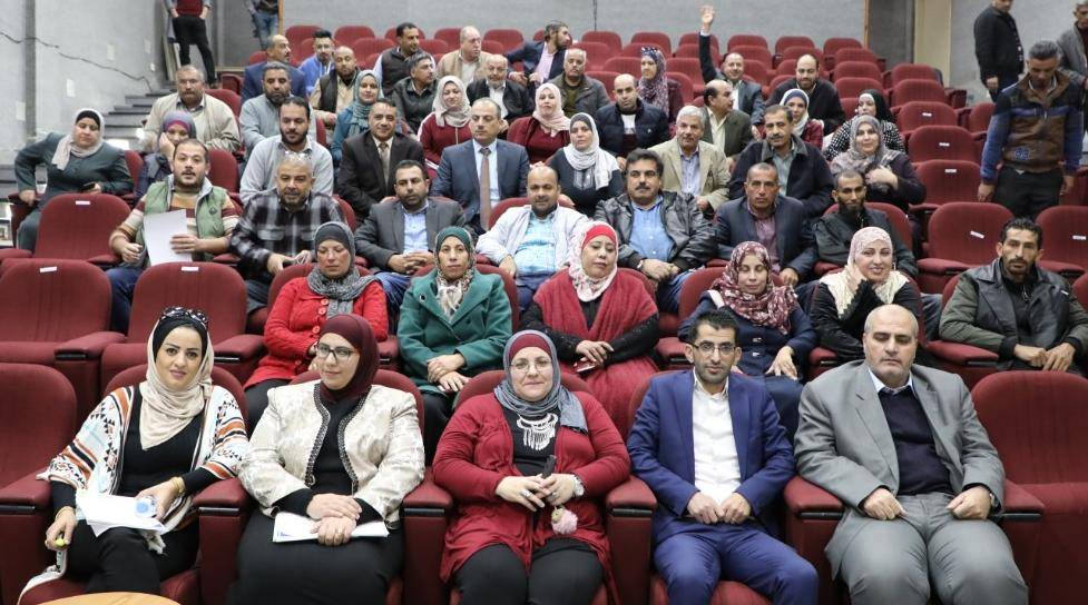 حداد يخرج دورة في مهارات  الإتصال 
