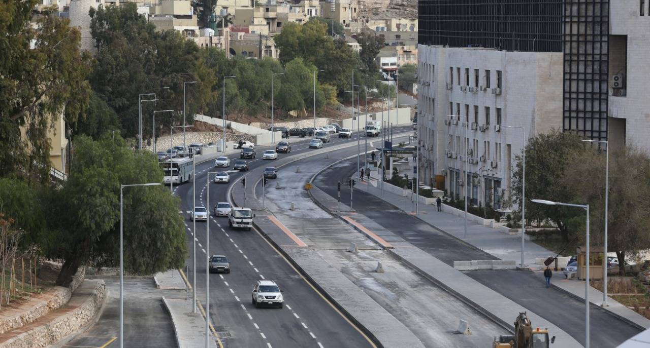 عودة حركة السير بشارع عمر مطر في رأس العين