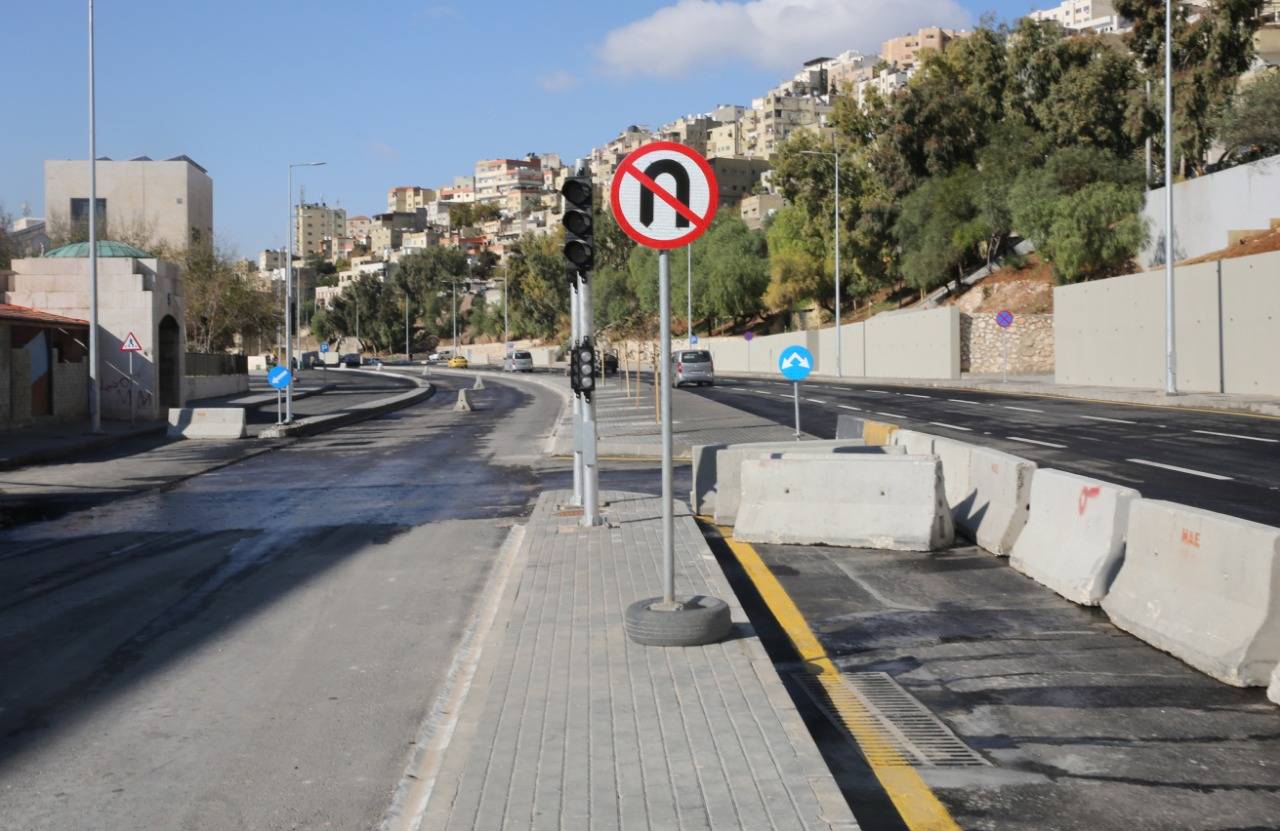 عودة حركة السير بشارع عمر مطر في رأس العين