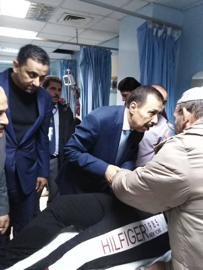 وزير التربية والتعليم يطمئن على مصابي مدرسة الرمثا التي تعرضت للحريق صباح اليوم