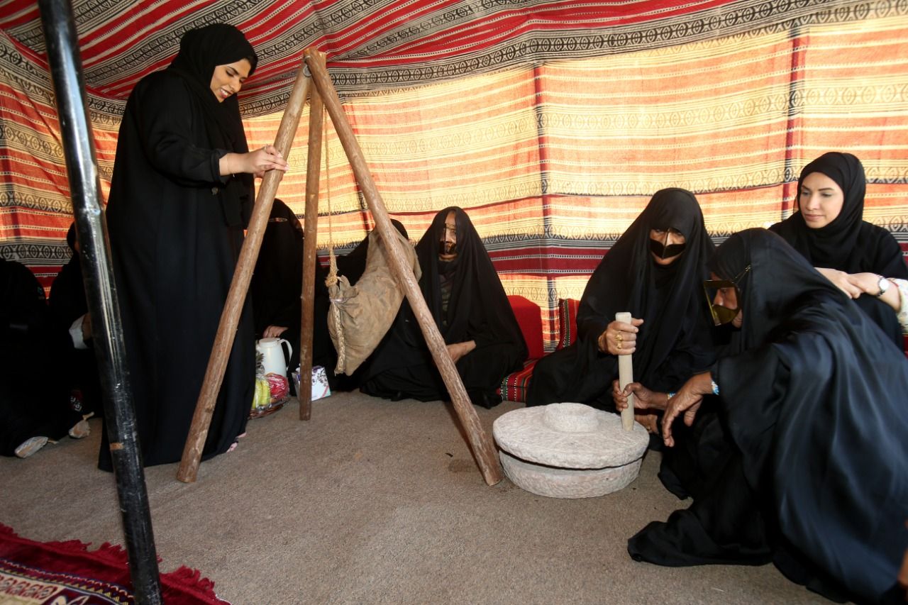  ھیئة البیئة والمحمیات الطبیعیة بالشارقة تحتفل بالیوم العالمي للجبال في  مركز الحفیة لصون البیئة الجبلیة